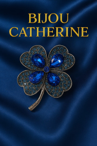 Broche élégante trèfle à quatre feuilles